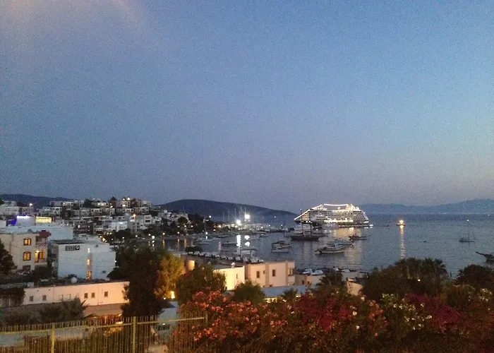 Bodrum Motel Бодрум