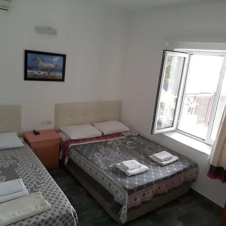 伯顿汽车旅馆